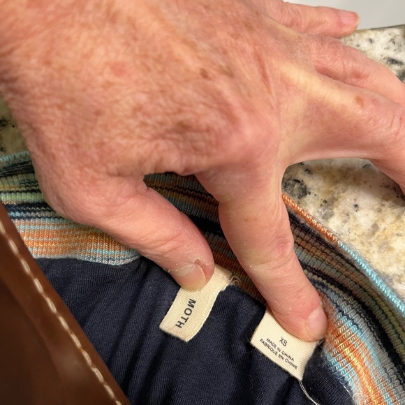 Great Moth multi color sweater skirt. - Picture 6 of 6